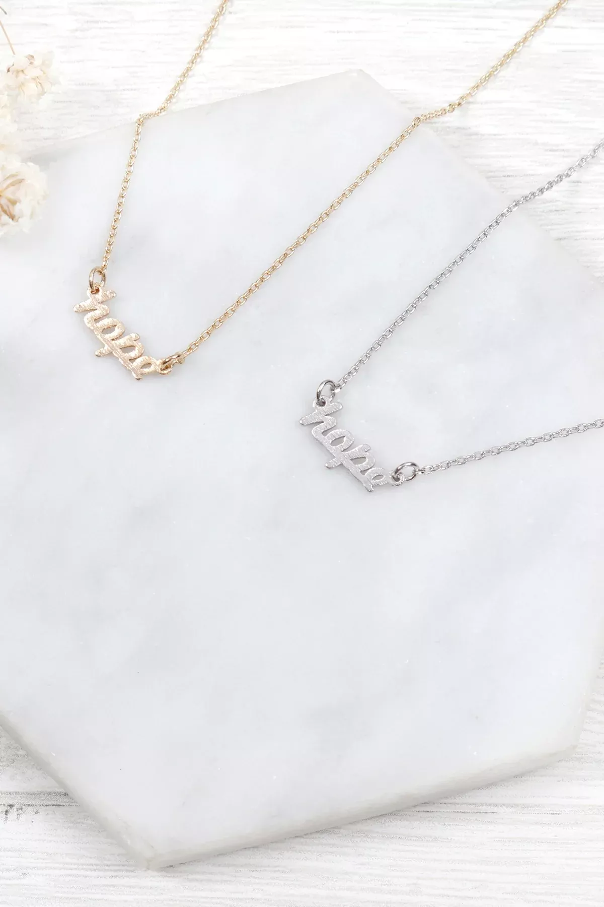 "HOPE" SCRIPT CHAIN NECKLACE