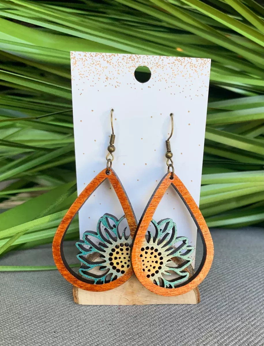 Wood Sunflower Teardrop Teal